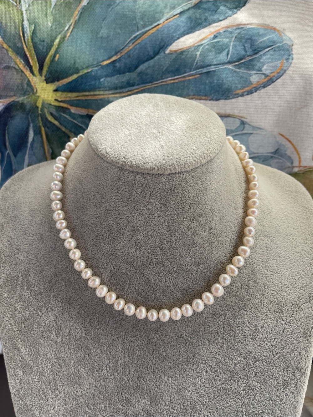 Women’s Classic Freshwater Pearl 18” Necklace